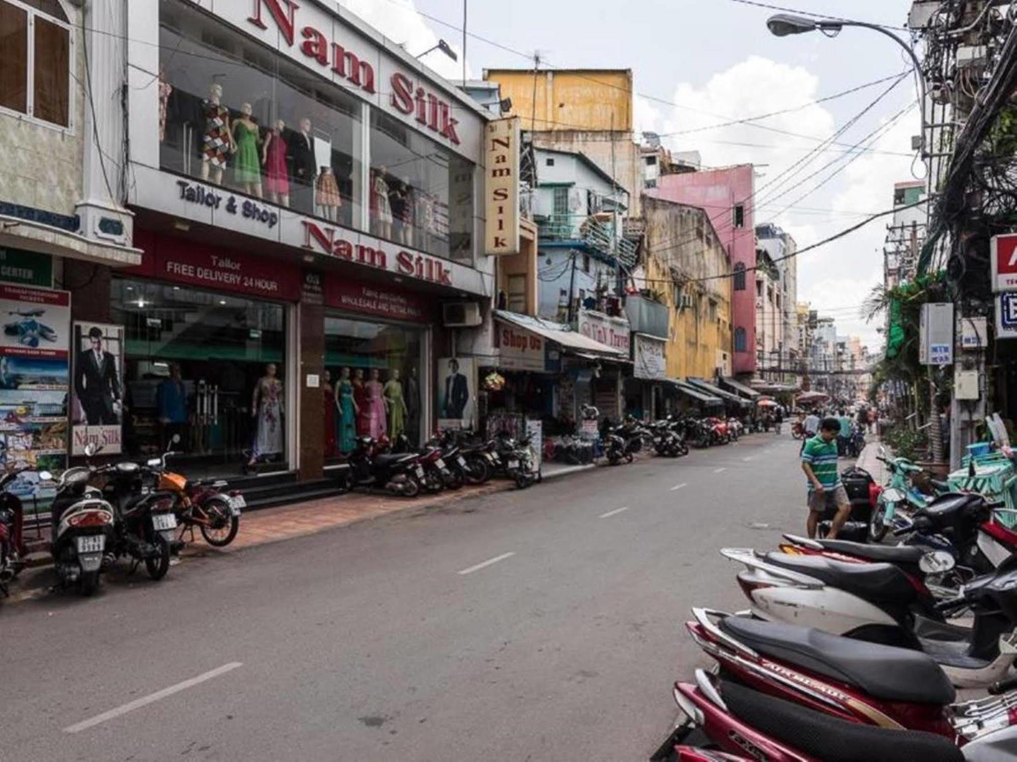 Saigon Odyssey Hotel - The Art Хошимин Экстерьер фото